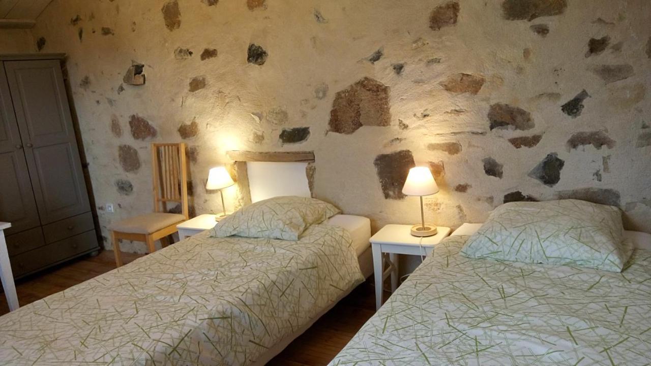 La Pierre Folle Chambres D'Hotes Cluny Dış mekan fotoğraf