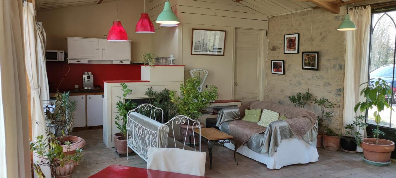 La Pierre Folle Chambres D'Hotes Cluny Dış mekan fotoğraf